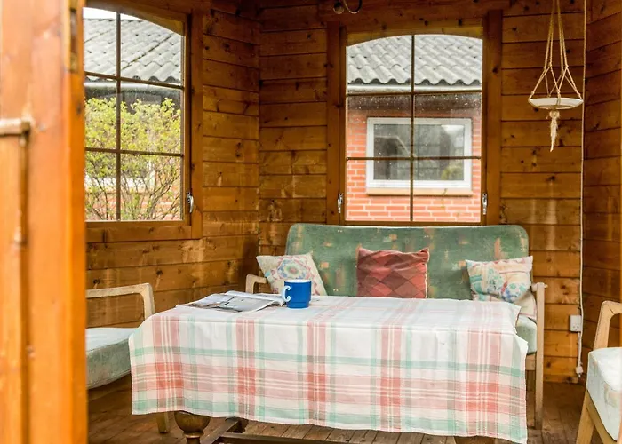 Prázdninový dům In With Wifi